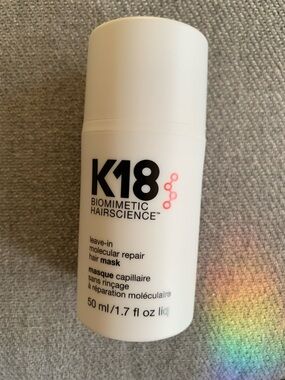 K18 Biomimetic Hairscience Leave-In Molecular Repair Hair Mask - White